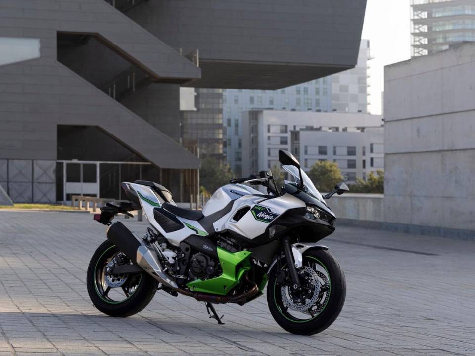 Kawasaki Ninja 7 Hybrid