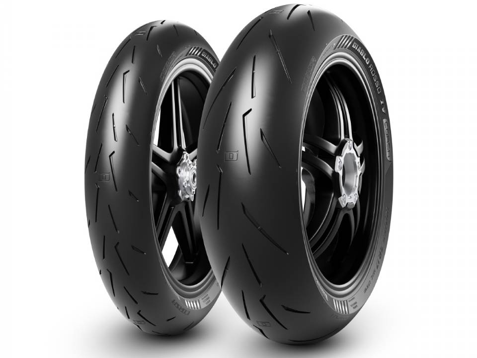 Pirelli Diablo Rosso IV Corsa