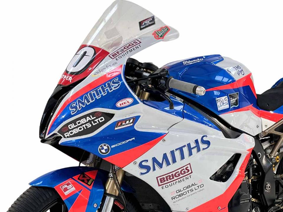 BMW S1000 RR vencedora do TT da Ilha de Man pode ser sua - MOTOO