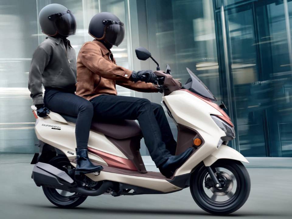 Suzuki Burgman Street