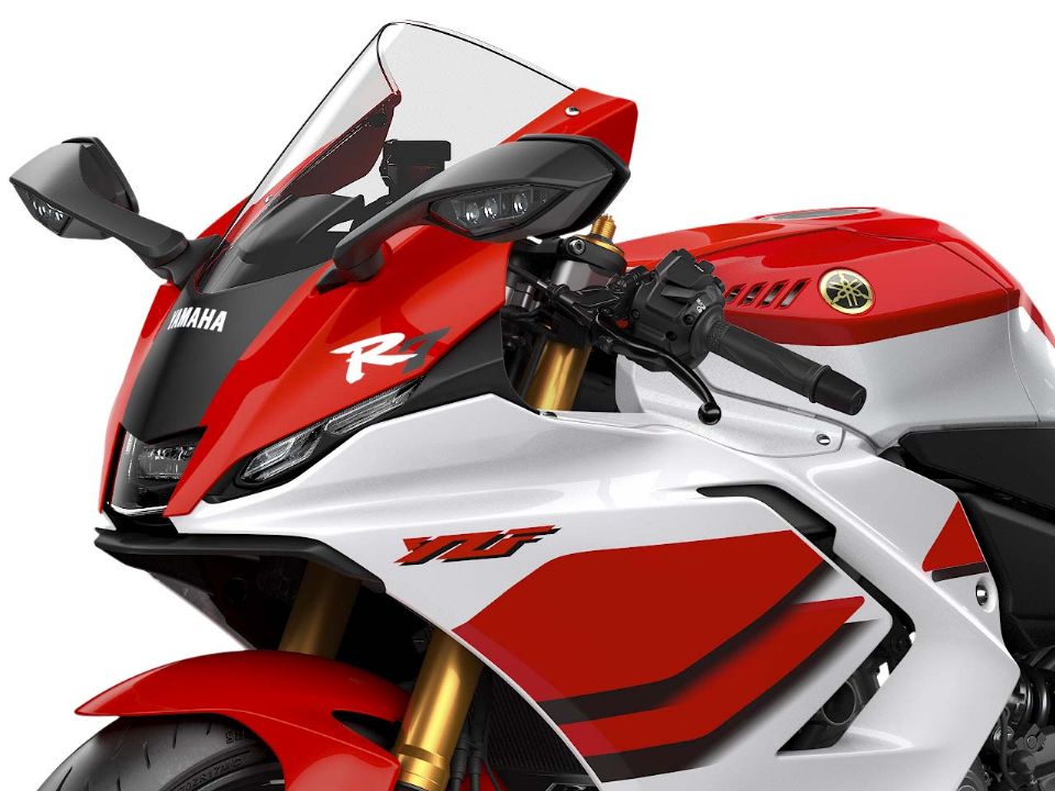 Yamaha R7 2026
