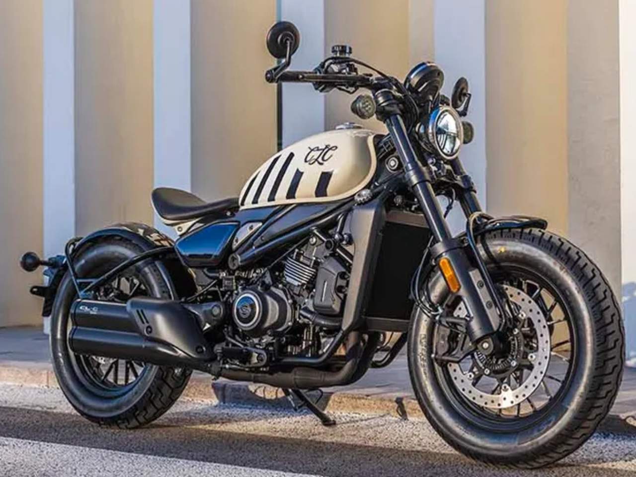 CFMoto�450 CL-C Bobber 2026 - 3/4 frente