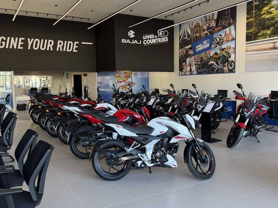 Bajaj Newvia Cambeba em Fortaleza