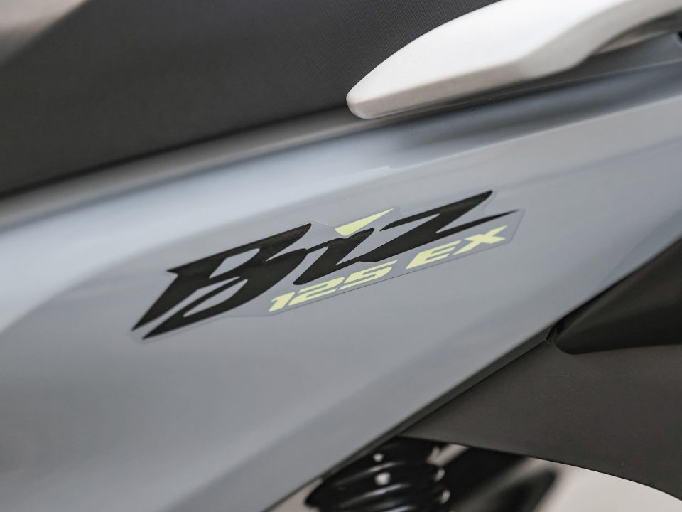 Honda�Biz 125 2027 - lateral