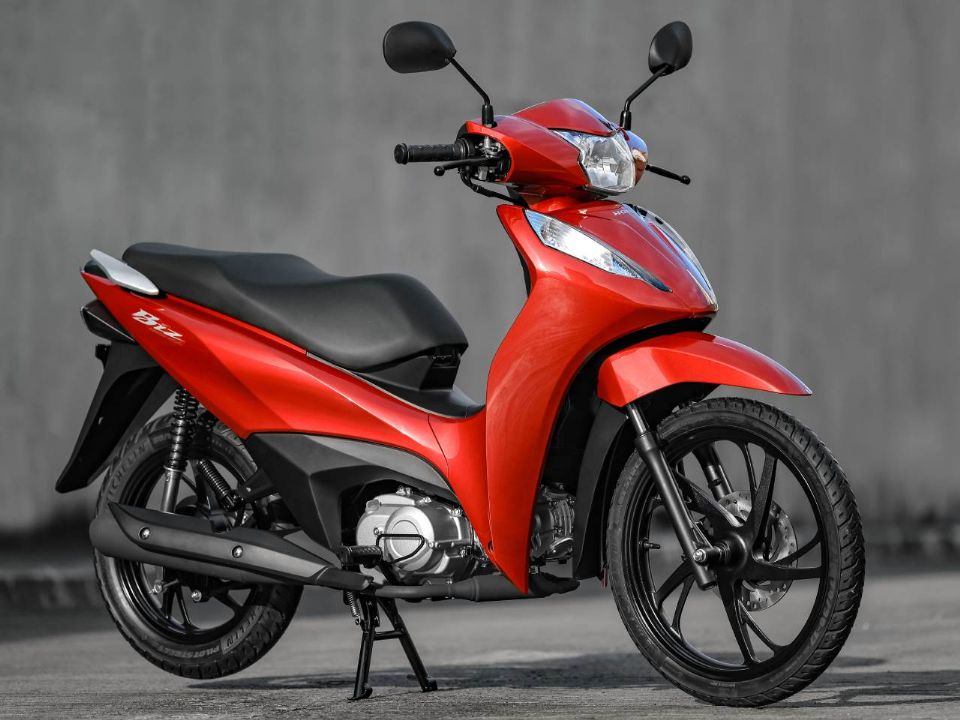 Honda�Biz 125 2027 - 3/4 frente