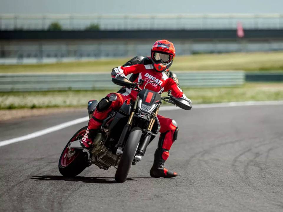 Ducati Hypermotard 698 Mono Nera