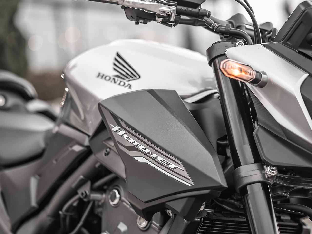 Honda�CB500 Hornet 2027 - lateral