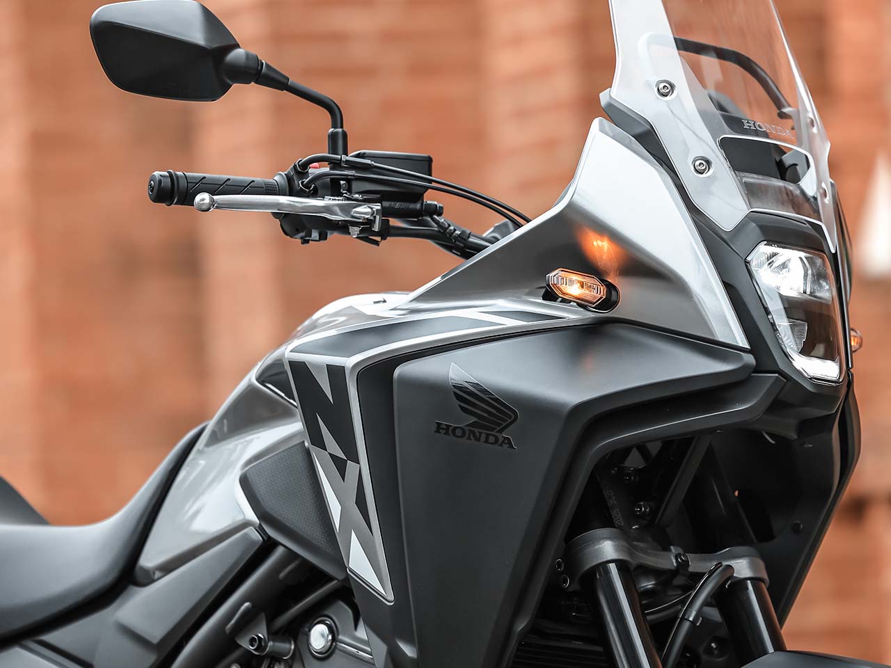 Honda�NX500 2027 - frente
