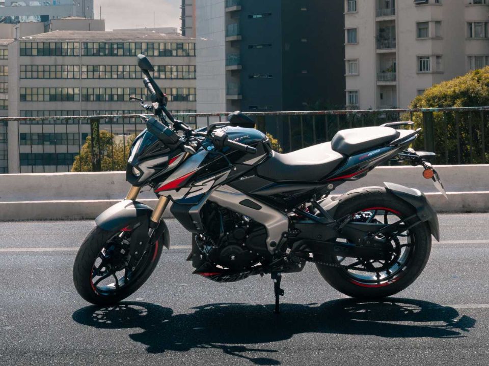 Bajaj�Dominar NS400Z 2026 - 3/4 frente