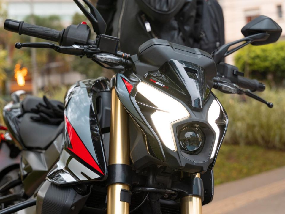 Bajaj�Dominar NS400Z 2026 - 3/4 frente