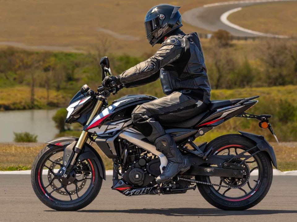 Bajaj Dominar NS400Z 2026
