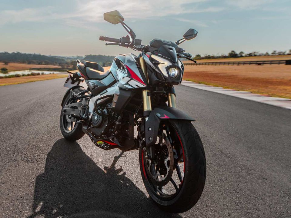 Bajaj�Dominar NS400Z 2026 - 3/4 frente