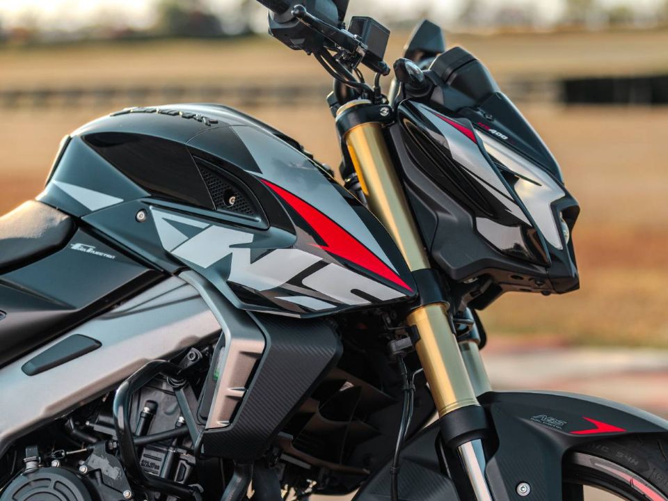 Bajaj�Dominar NS400Z 2026 - 3/4 frente