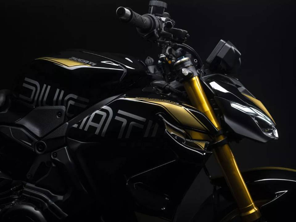 Ducati Streetfighter V4 S 100