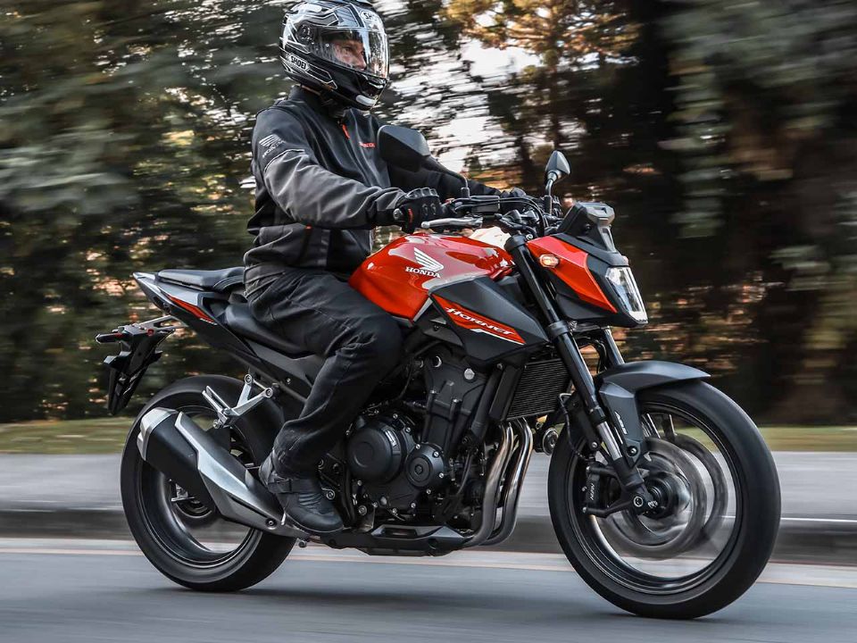 Honda�CB500 Hornet 2027 - lateral