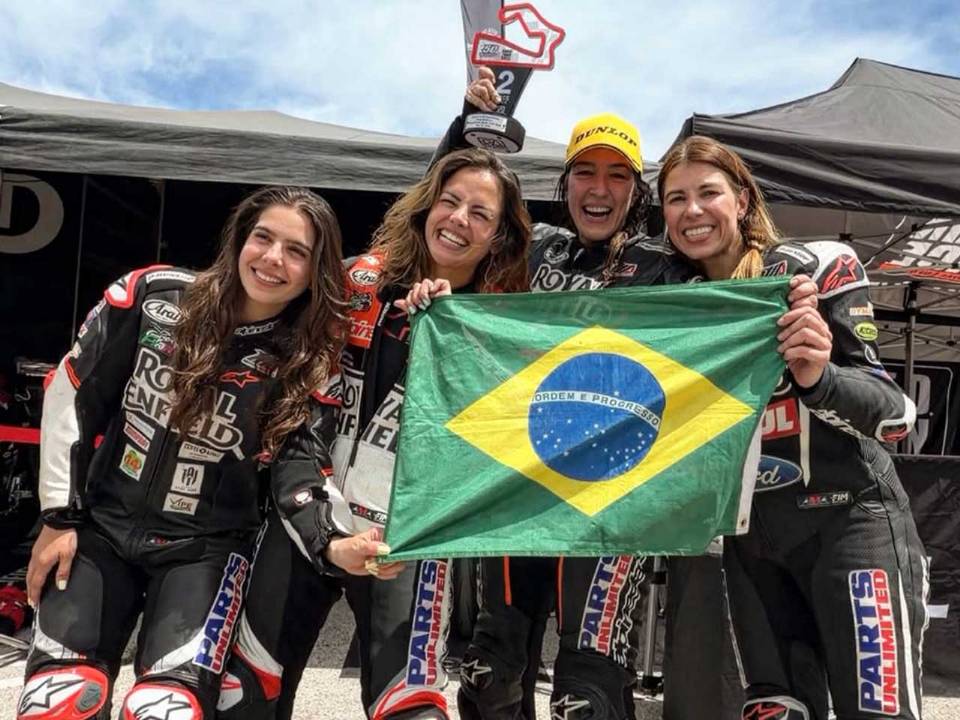 Tati Paze, Karina Simões, Sany Max e Juliana Chile