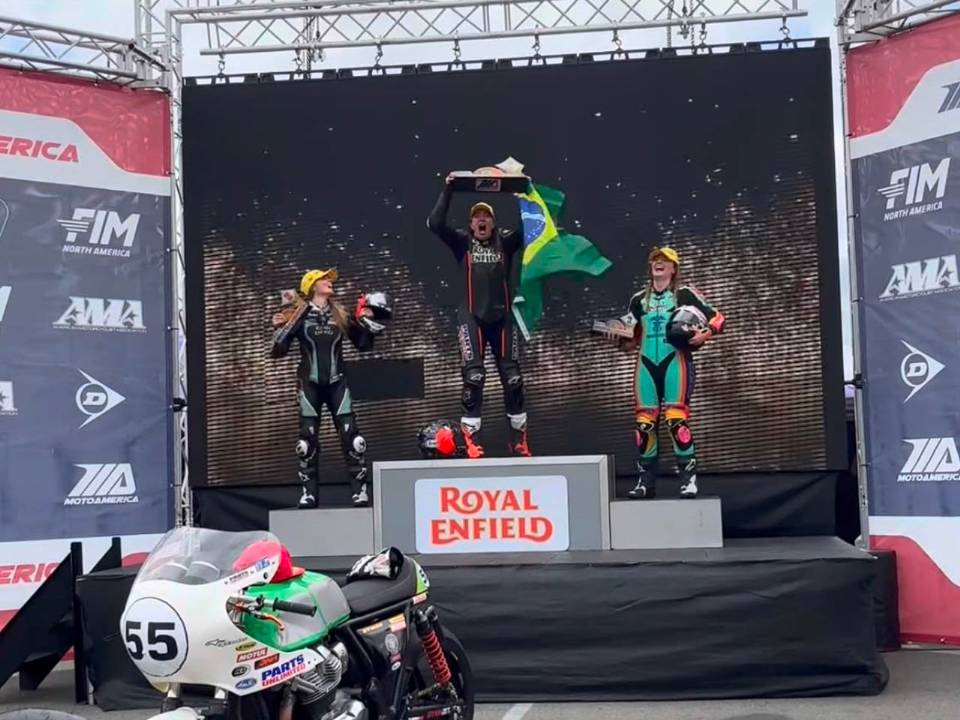 Tati Paze conquista vit�ria in�dita para o Brasil