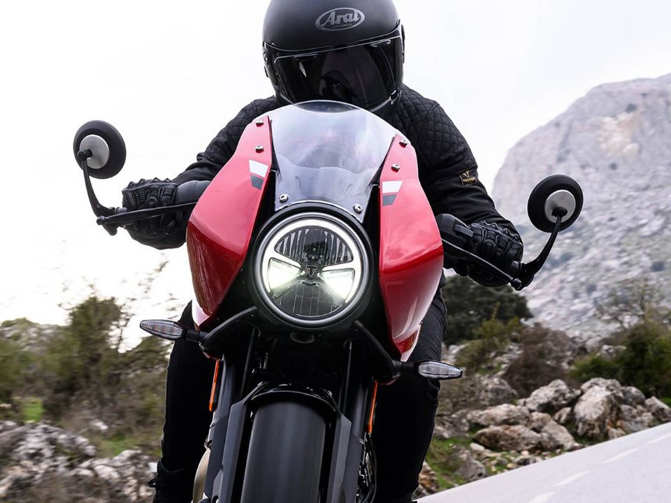 Triumph Thruxton 400 2026