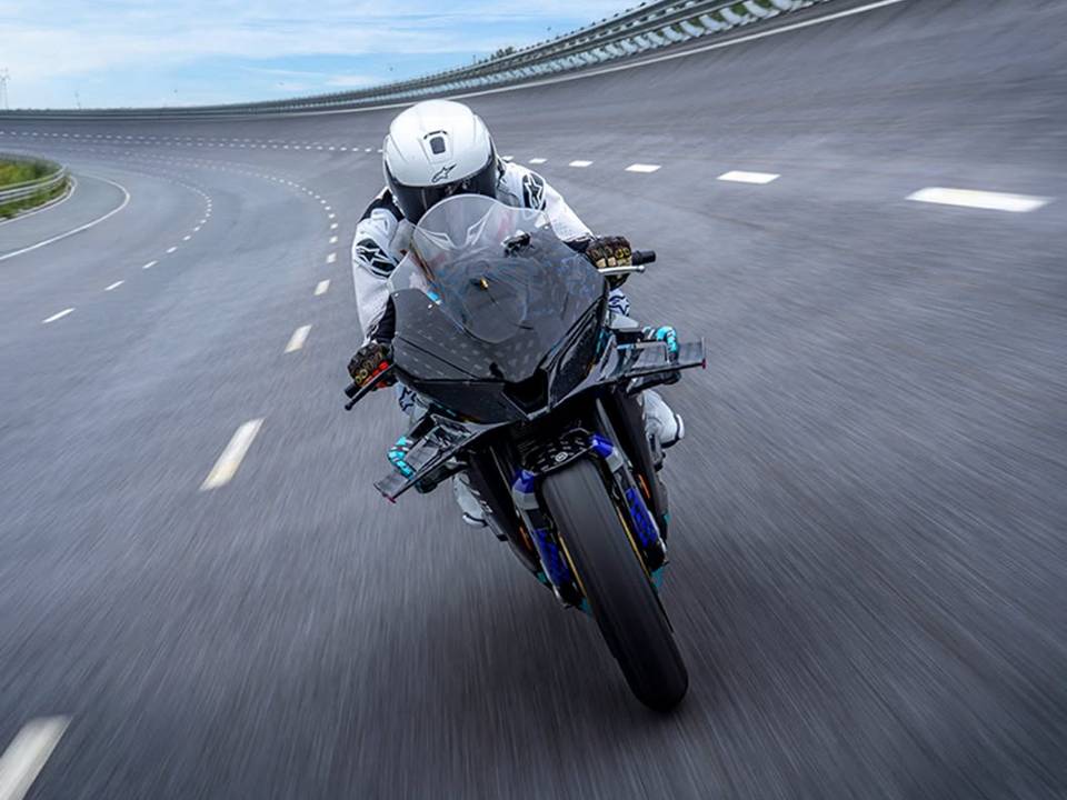 CFMoto V4 SR-RR