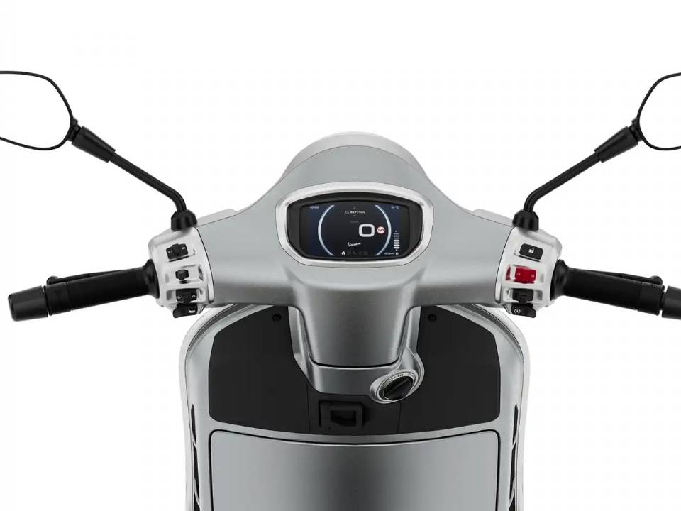 Vespa Edizione Ottantesimo