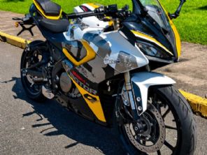 Shineray SBM 250s: modelo esportivo aparece em nova cor