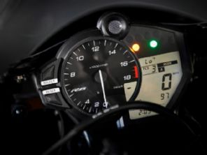 R6