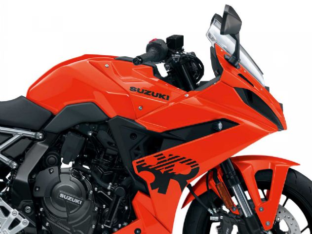 Suzuki lança linha 2027 das GSX-8R e GSX-8S com novas cores no Brasil