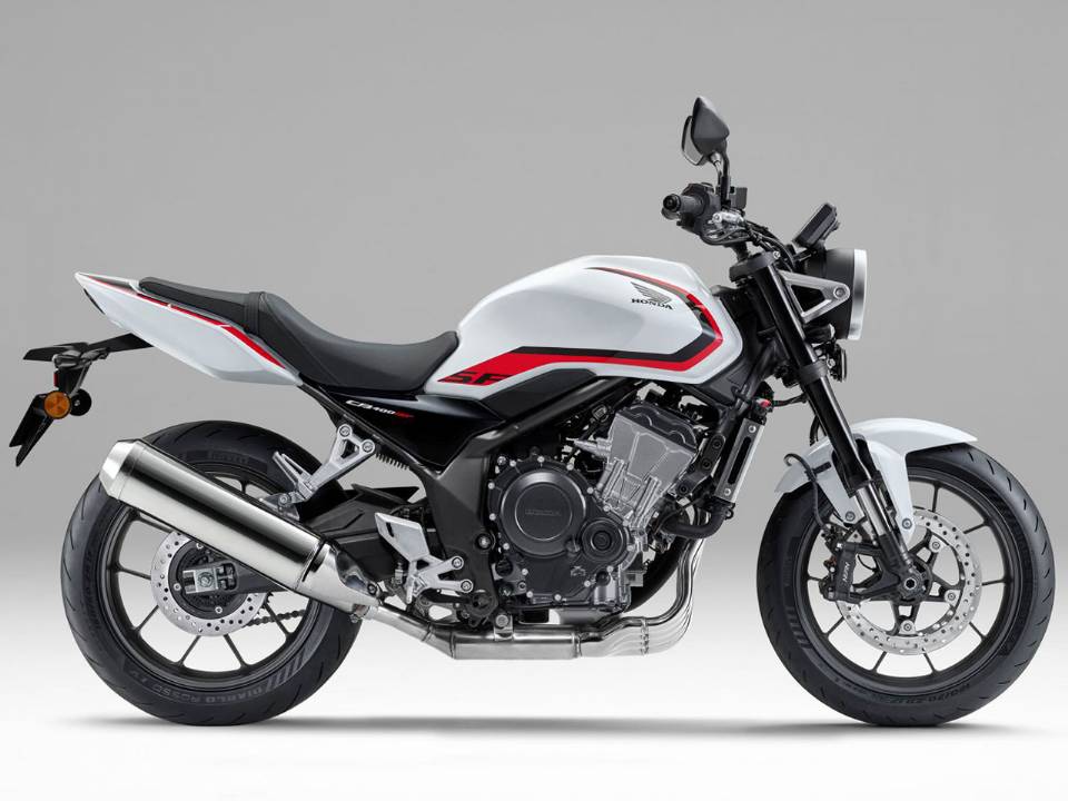 Honda CB400 Super Four E-Clutch 2026