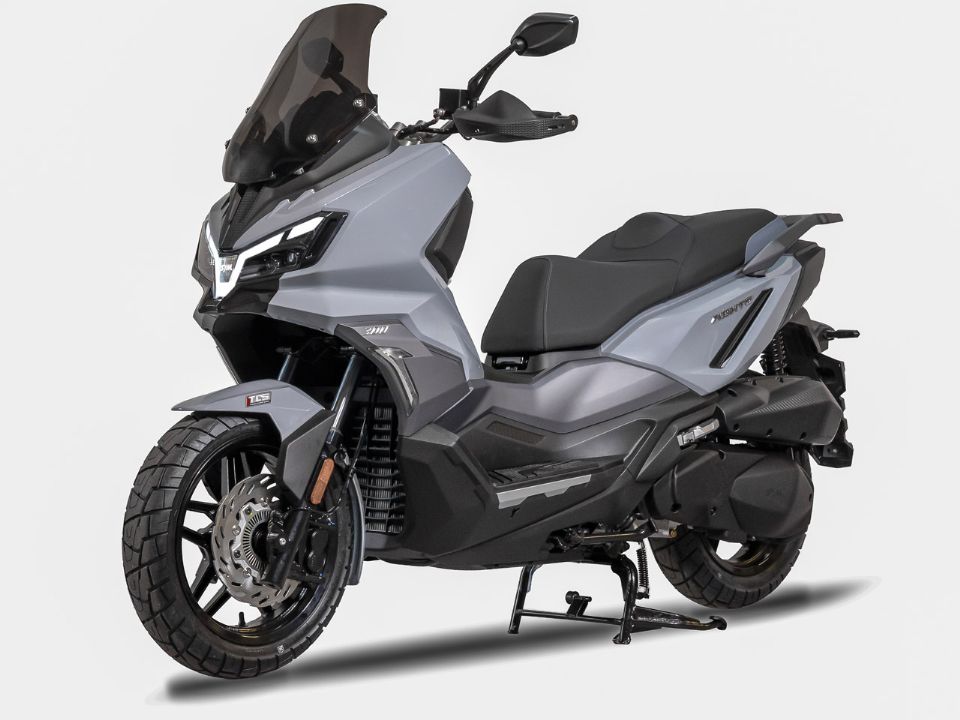 Dafra�ADXTG 300 2027 - 3/4 frente