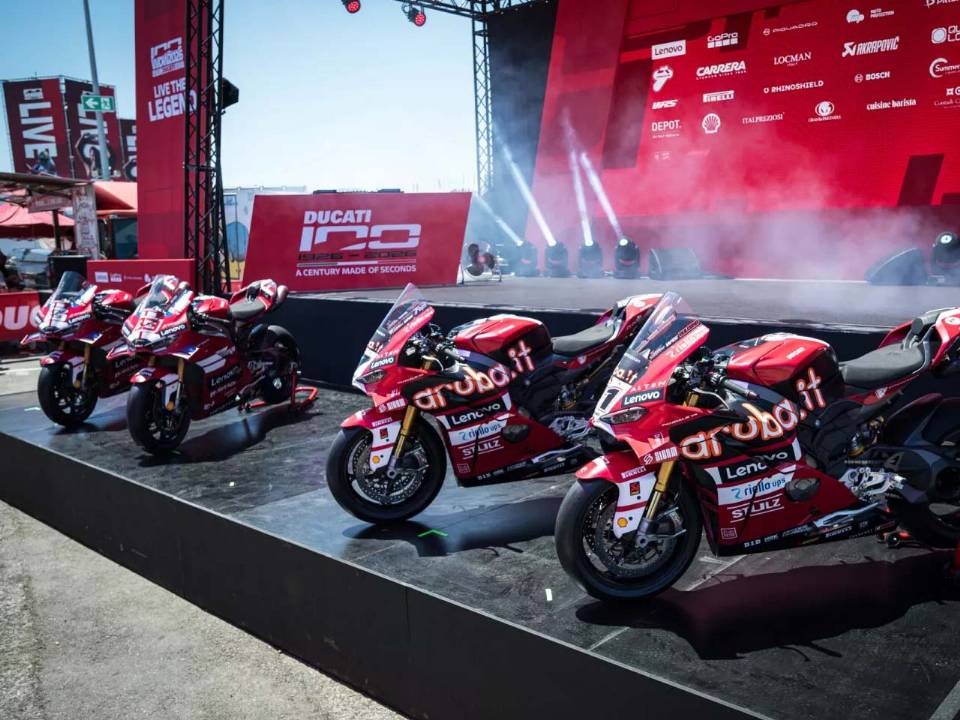 Ducati 100 anos - modelos da Superbike e MotoGP
