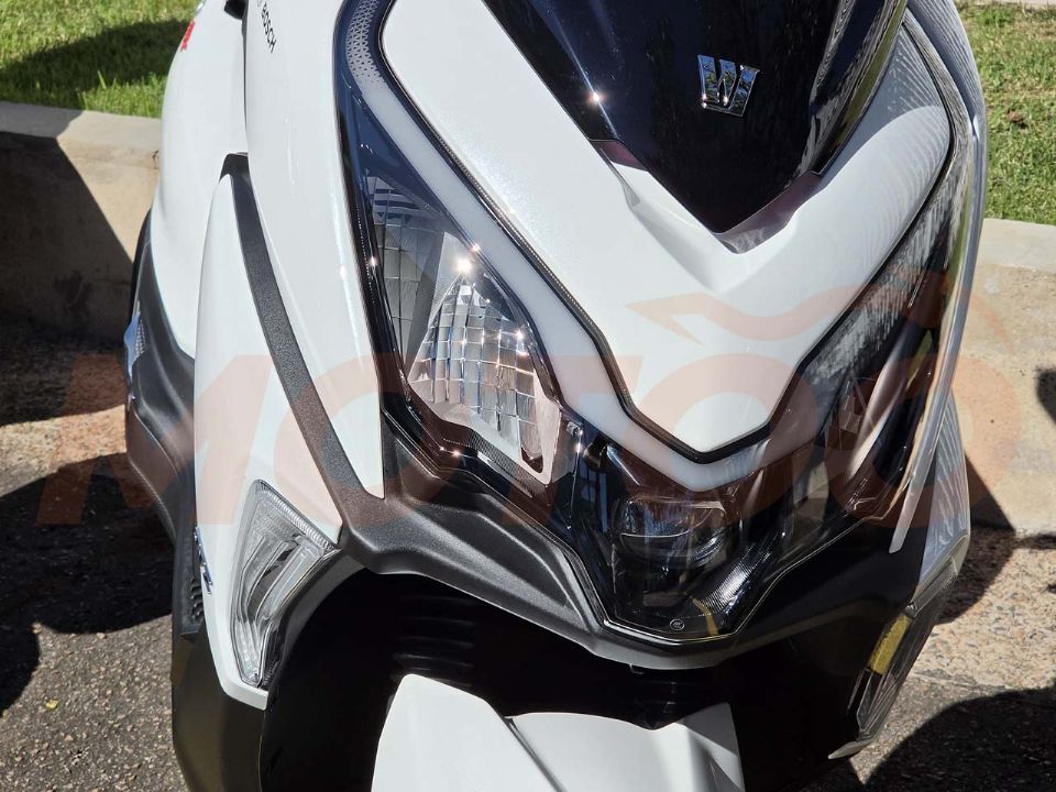 Haojue�Burgman ADX 125 2027 - frente