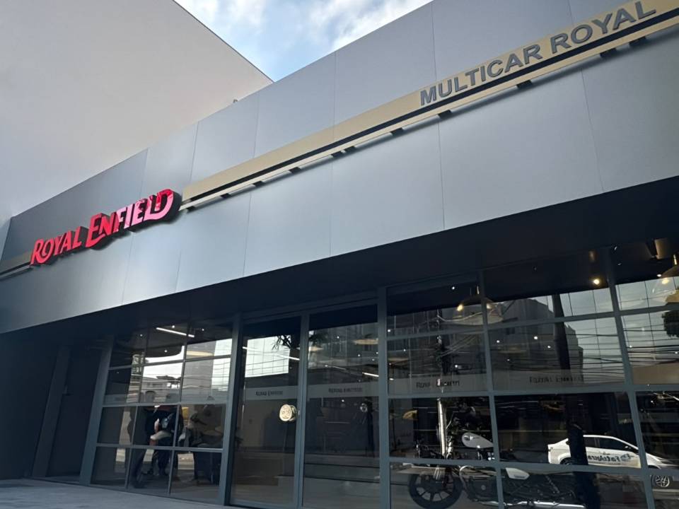 Royal Enfield - Governador Valadares (MG)