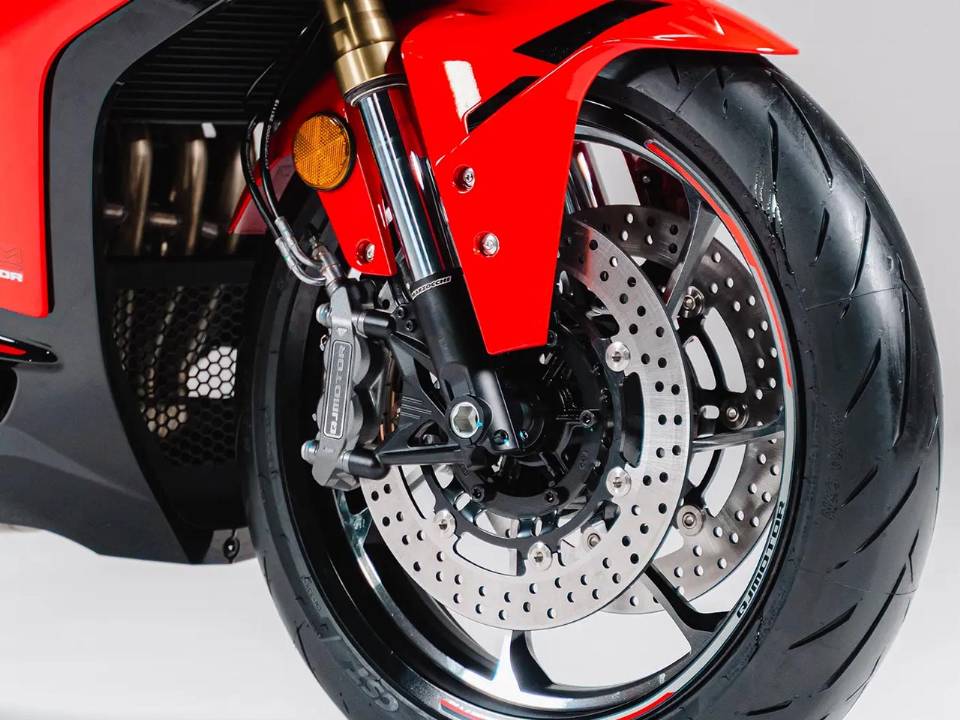 SBM 400RR