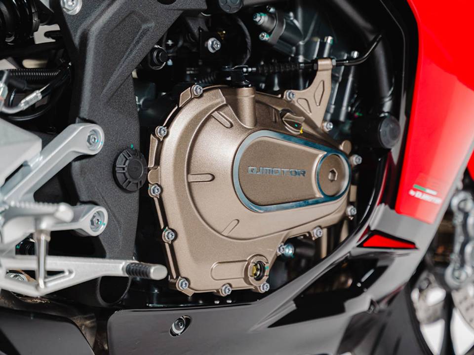 SBM 400RR