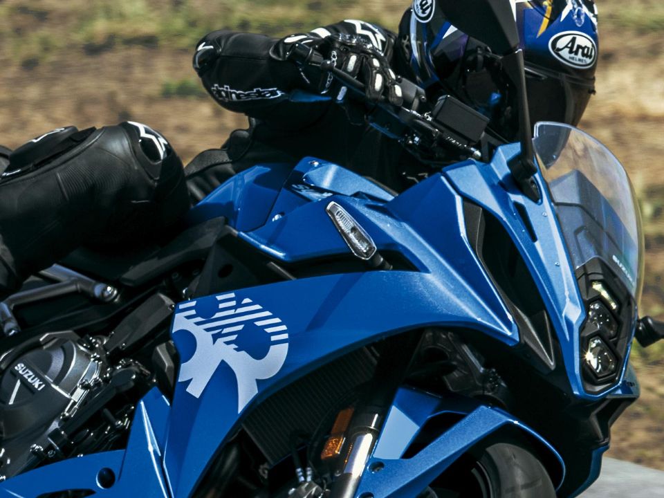 Suzuki�GSX-8R 2027 - frente