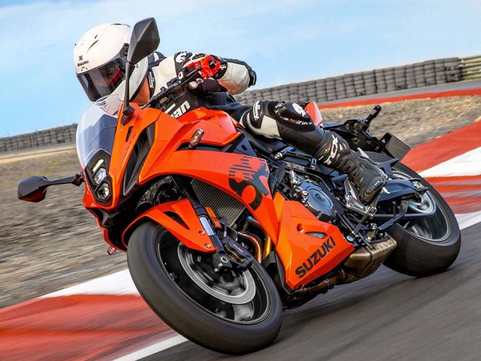 Suzuki GSX-8R 2027