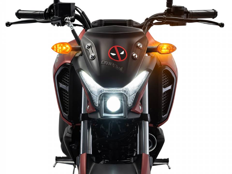 Yamaha Fazer FZ15 ABS Connected Deadpool
