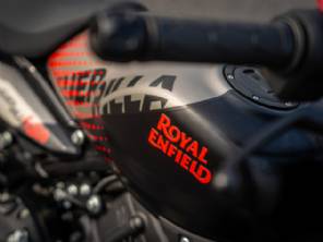 Royal Enfield Guerrilla 450 Apex chega ao Brasil por R$ 30.490; detalhes e fotos