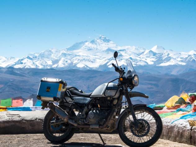 Royal Enfield Himalayan completa 10 anos, com novidade chegando