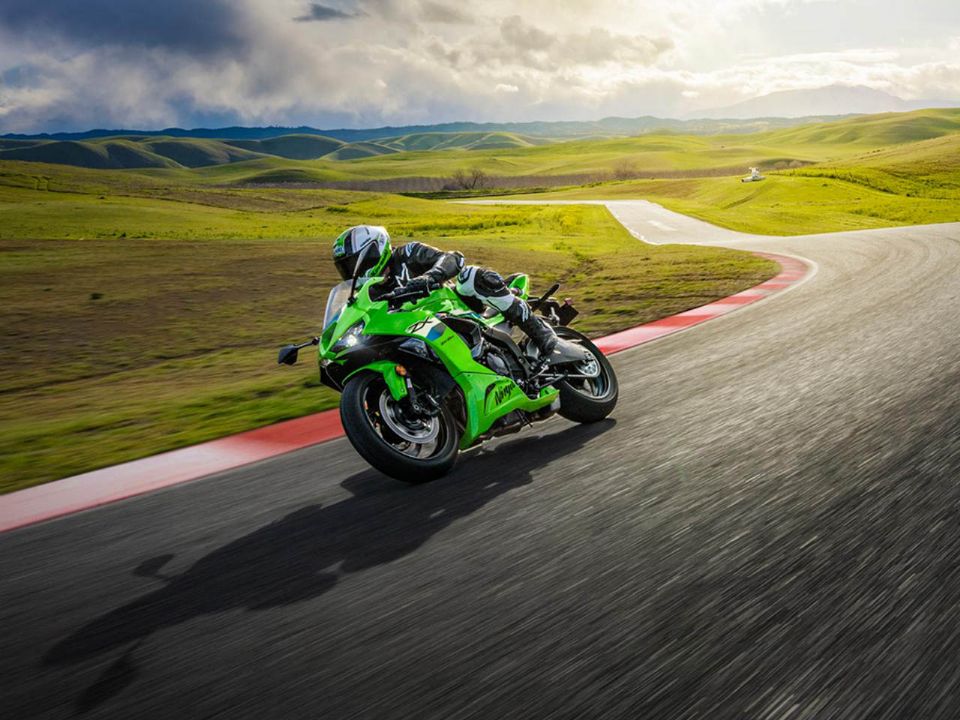 Kawasaki�Ninja ZX-6R 2027 - lateral