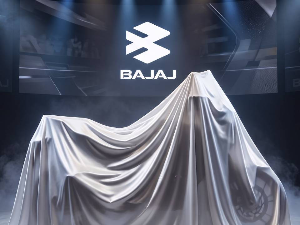 Bajaj trabalha em um modelo trail
