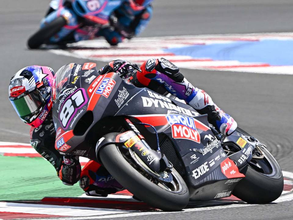 Triumph revela novo motor da Moto2 para 2027