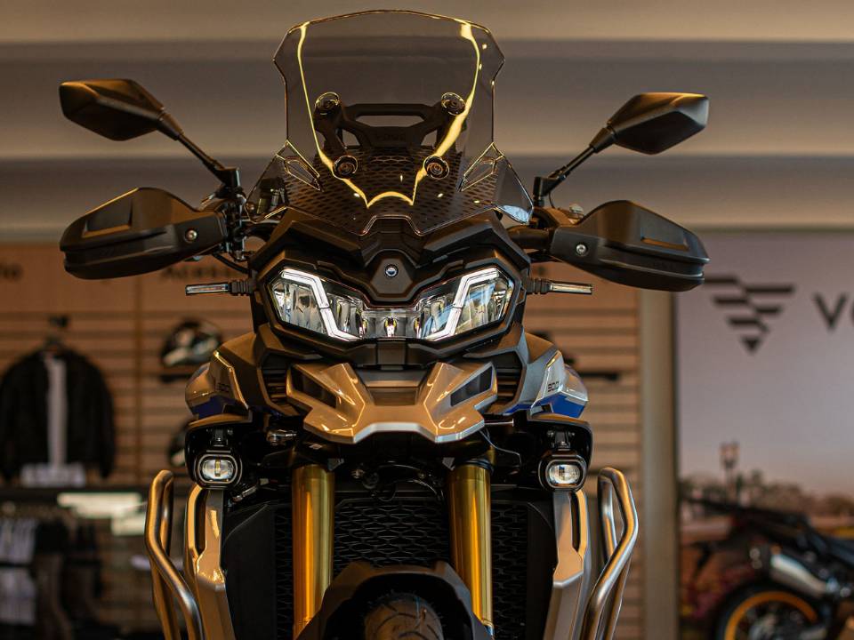 Voge DS900X
