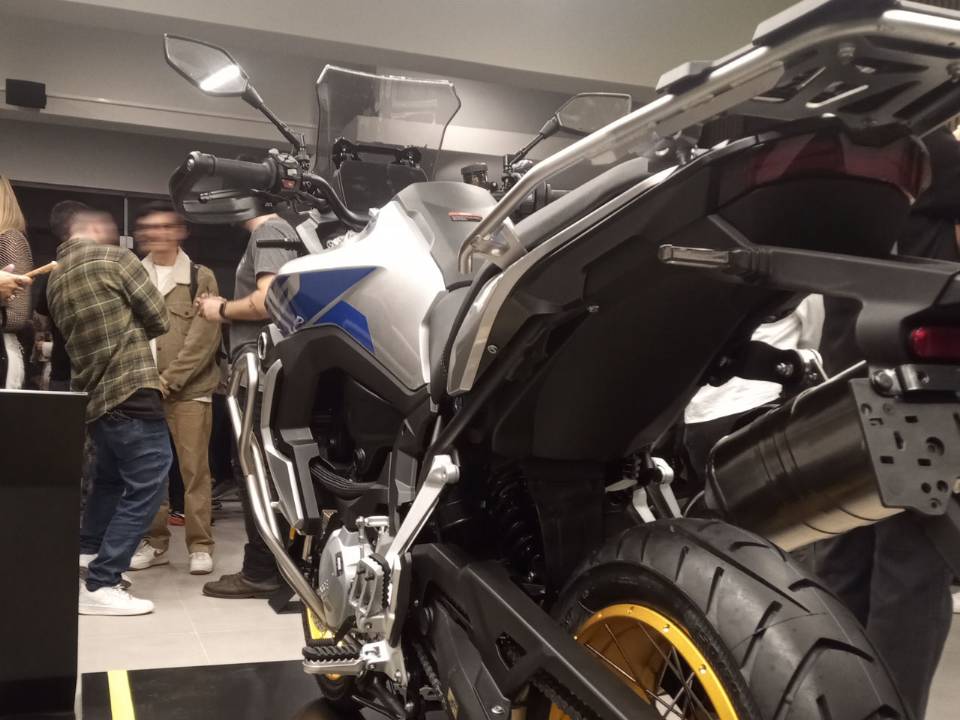 Voge DS900X