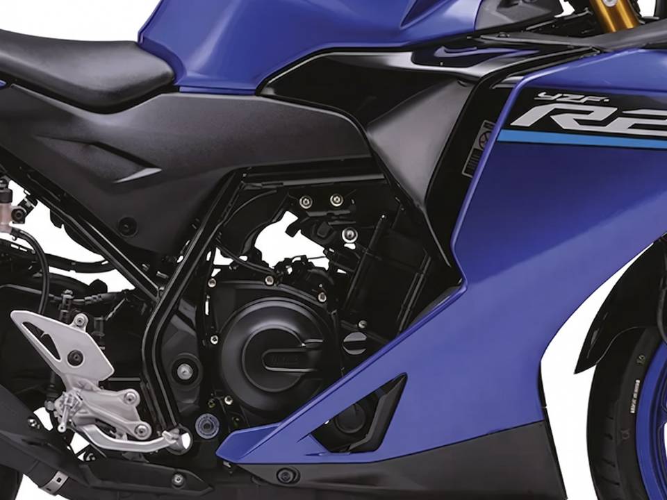 Yamaha R2 - detalhe do motor