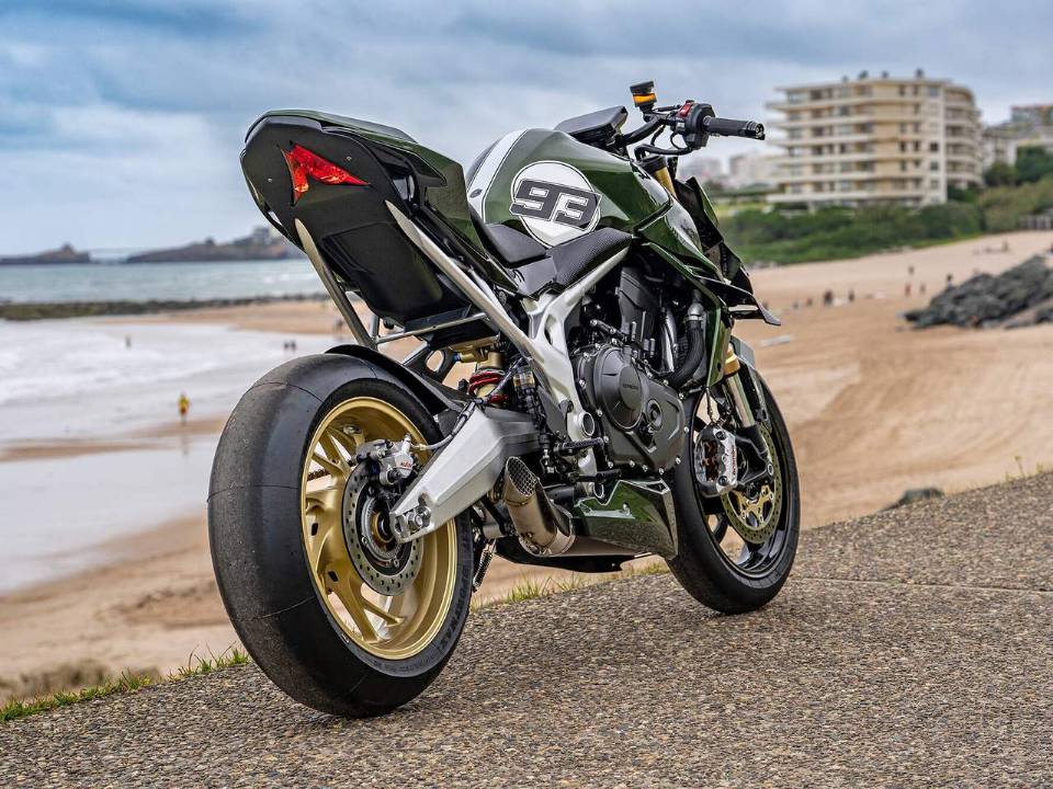 CB750 Hornet Mugen - vencedora do Honda Customs 2026