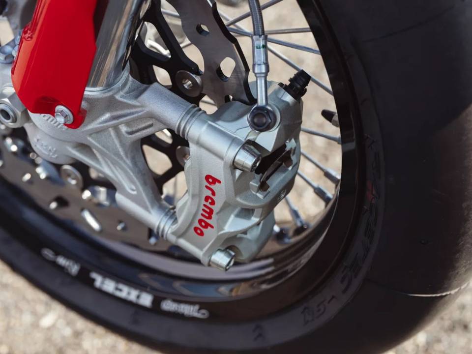 Ducati Desmo450 SM 2027
