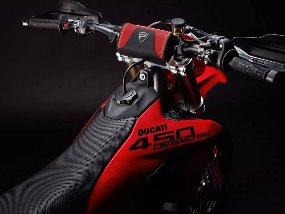 Ducati Desmo450 SM 2027