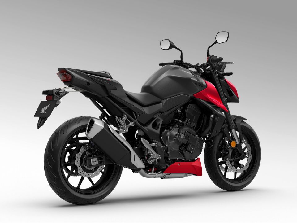Honda�Hornet 750 2027 - 3/4 traseira