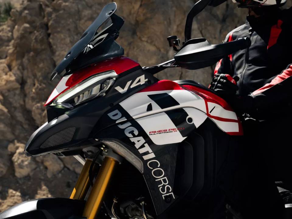 Multistrada V4 Pikes Peak 2027